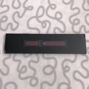 Apple Watch 40mm Nike Sport Band (authentic)